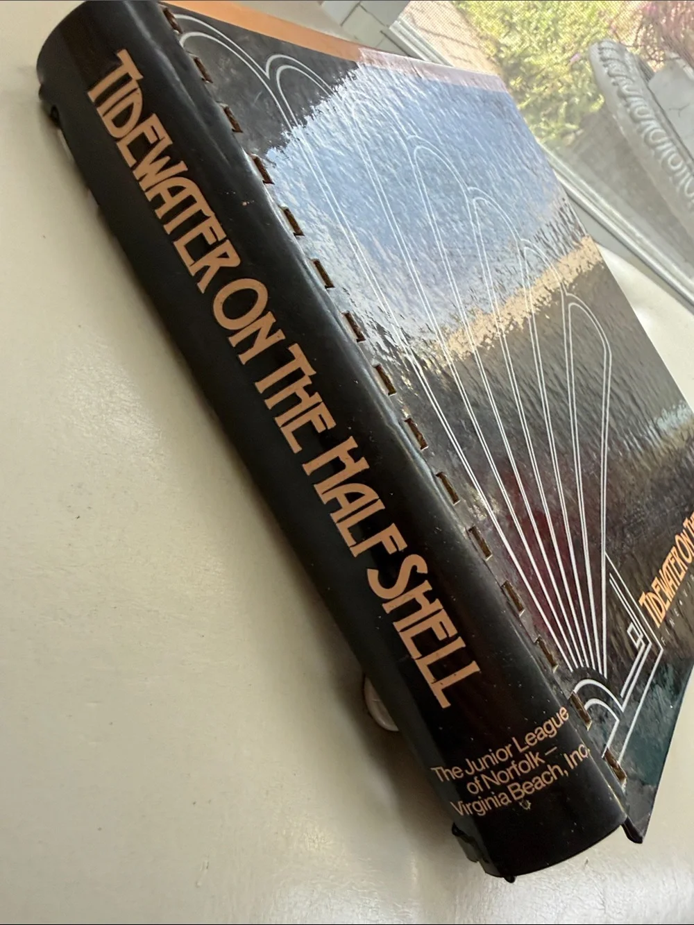 Tidewater on the Half Shell Cookbook - The Junior League of Virginia Beach